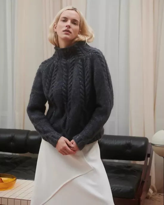 Ūla Sweater