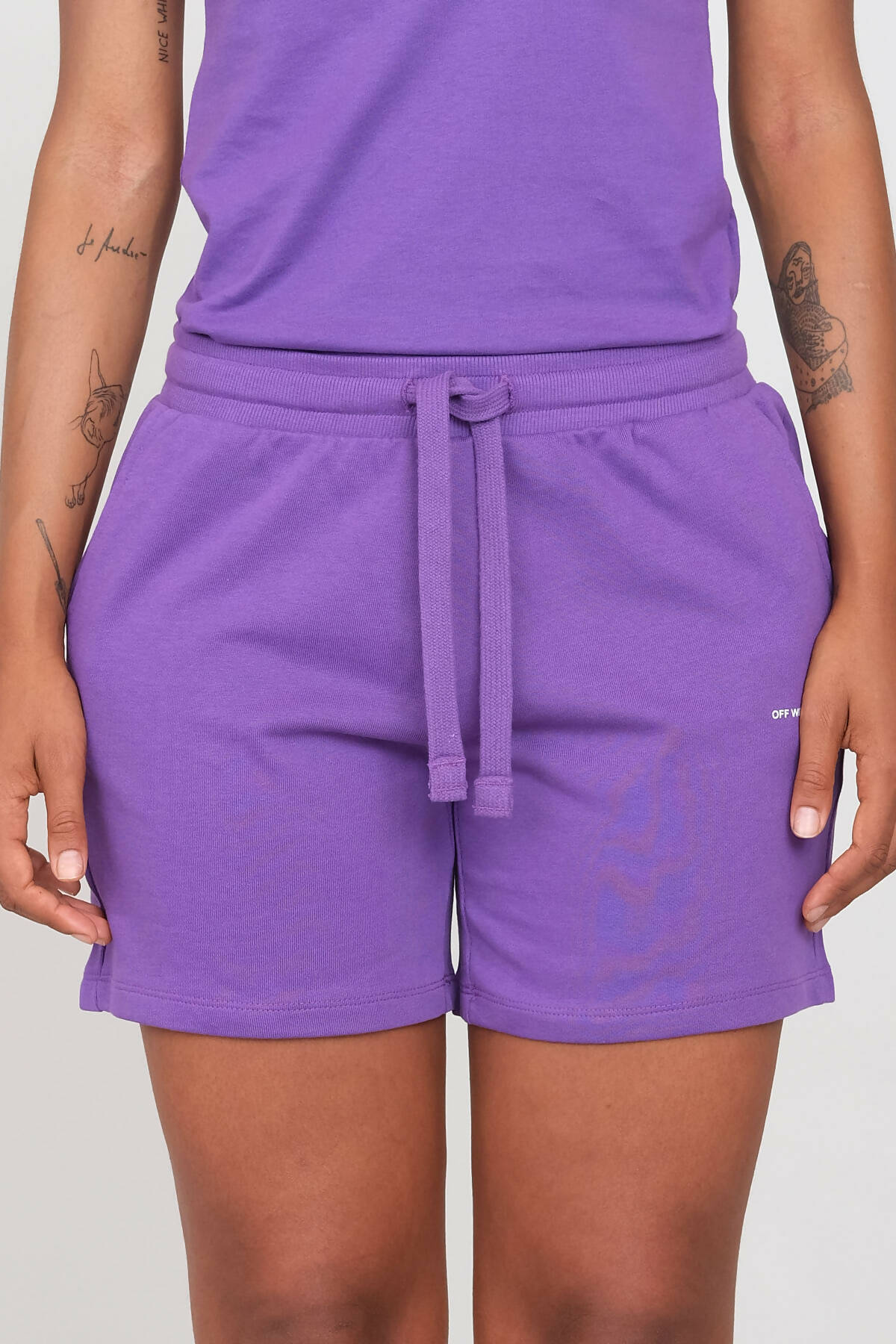 Shorts Violett