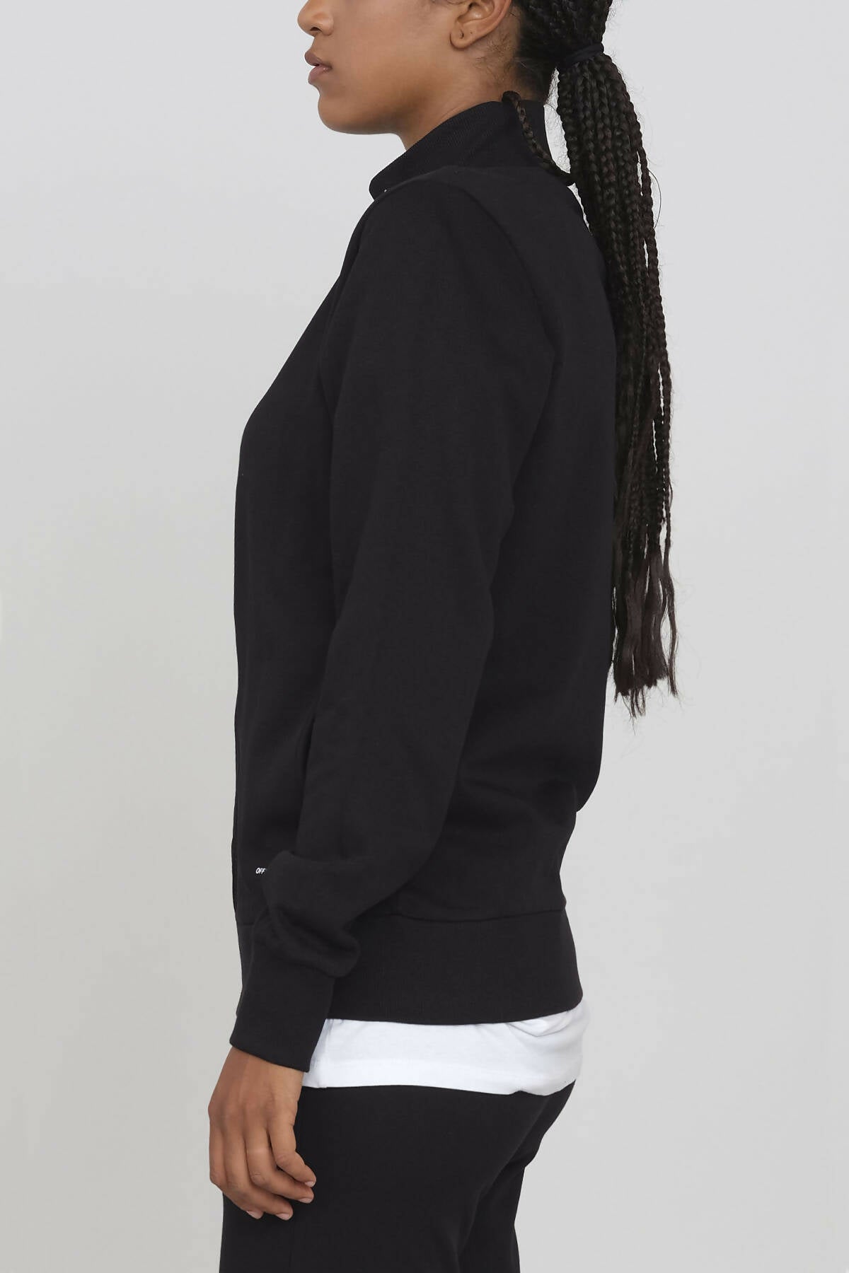 Sweatshirt mit Stehkragen und Reißverschluss in Schwarz